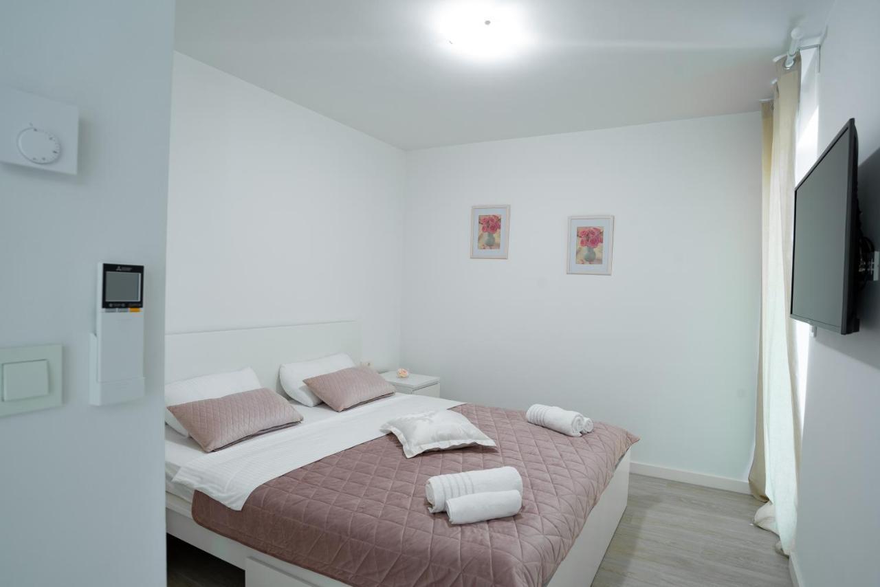 Amore Apatmani Čelina Exterior foto