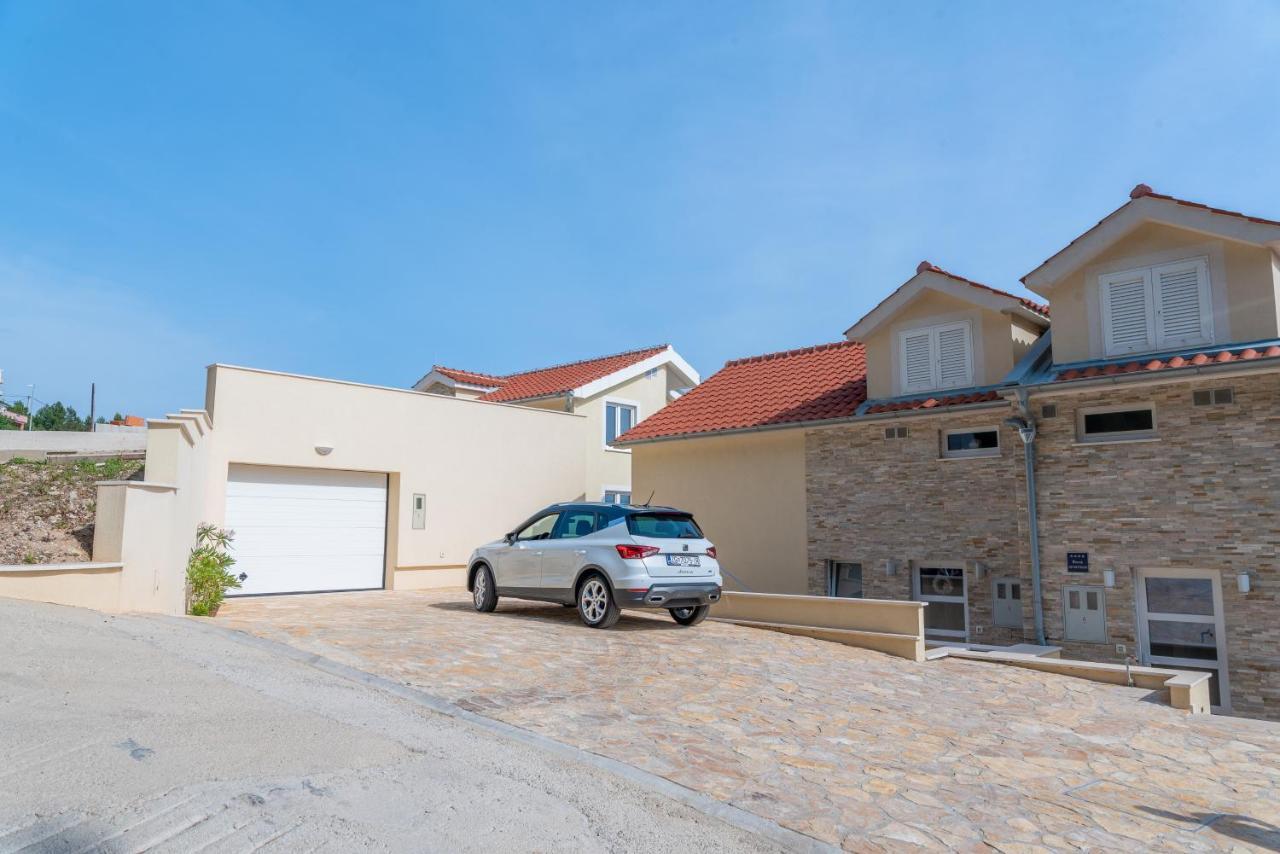 Amore Apatmani Čelina Exterior foto